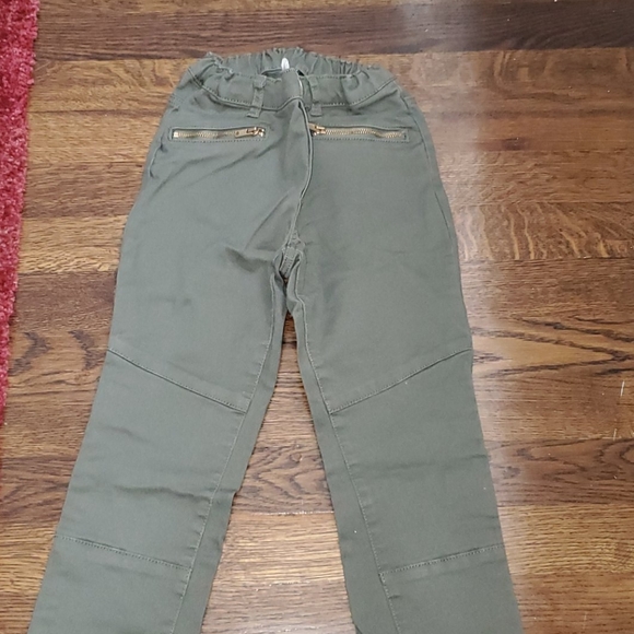 Jeans - Picture 2 of 4